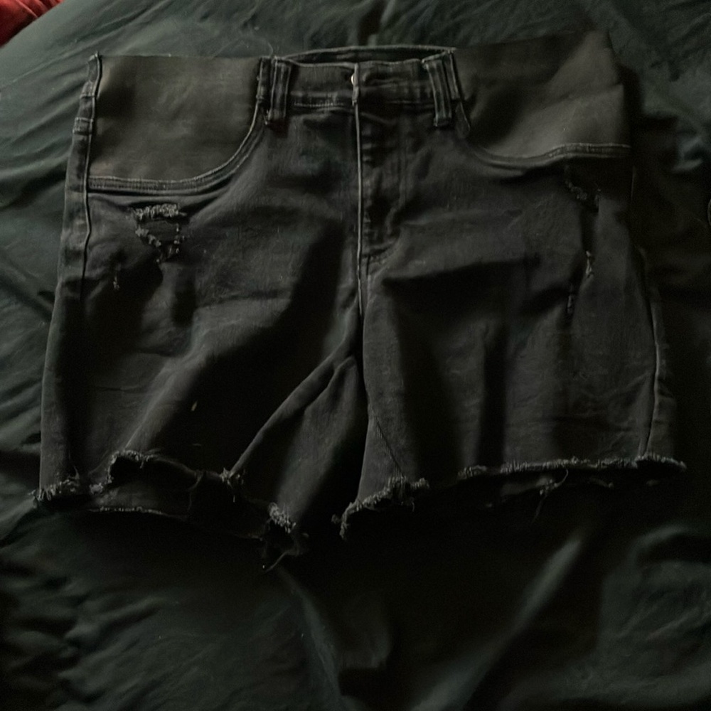 Trendy Black Distressed Denim Shorts